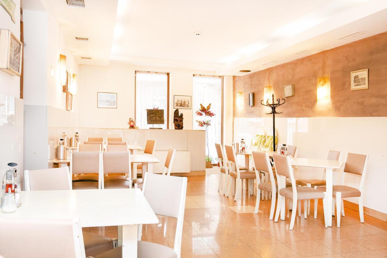Hotel Niky Szófia Kültér fotó